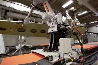 ロボットを使用した自動計測